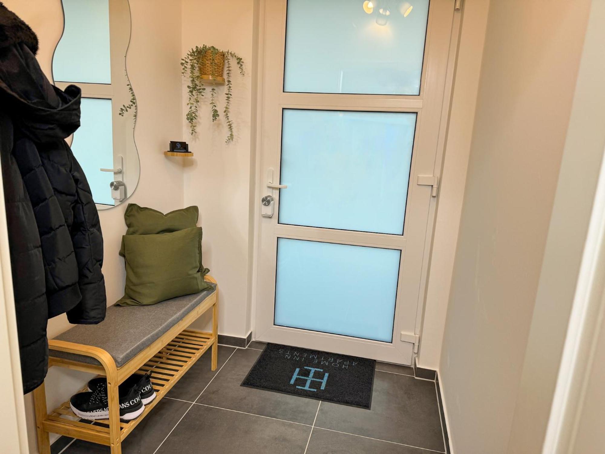 Home Inn Apartments - 203 ミンデン エクステリア 写真